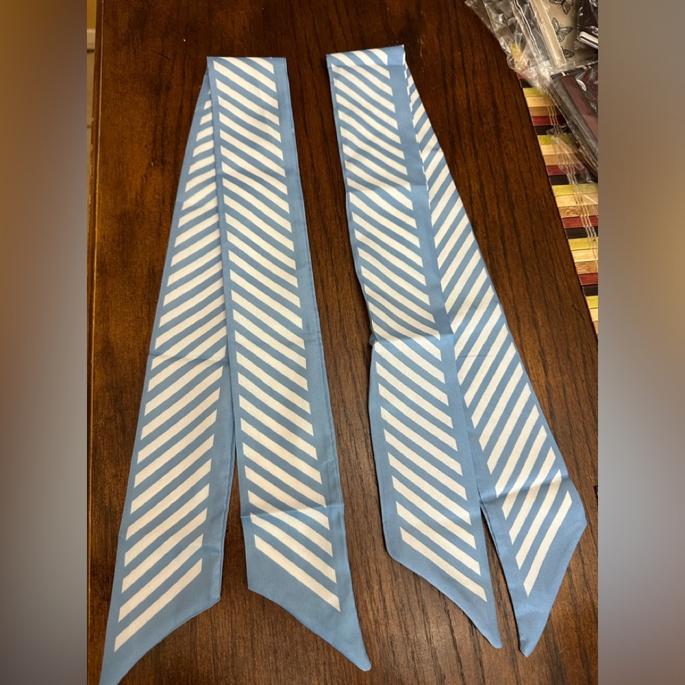 TWILLY UNBRANDED SCARF FOR THE BAG AND HAIR